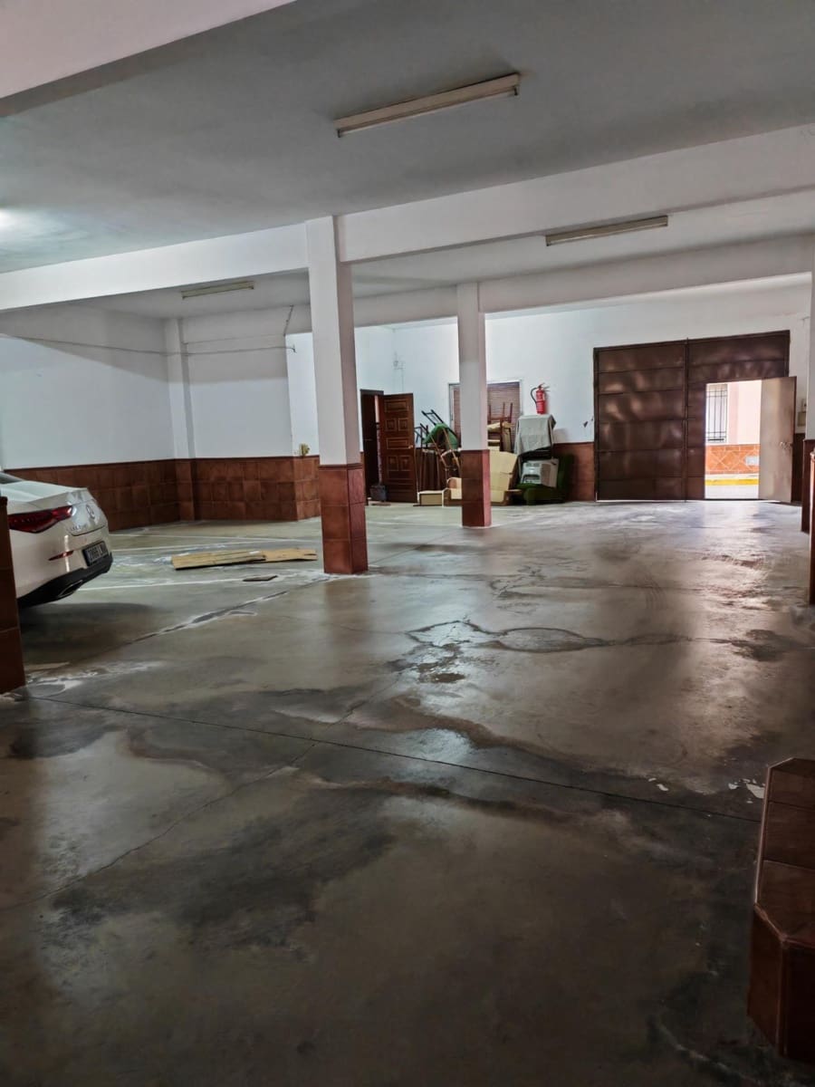 3 sypialnia Dom na sprzedaż w Brenes z garażem - 235 000 € (Ref: 9794866)