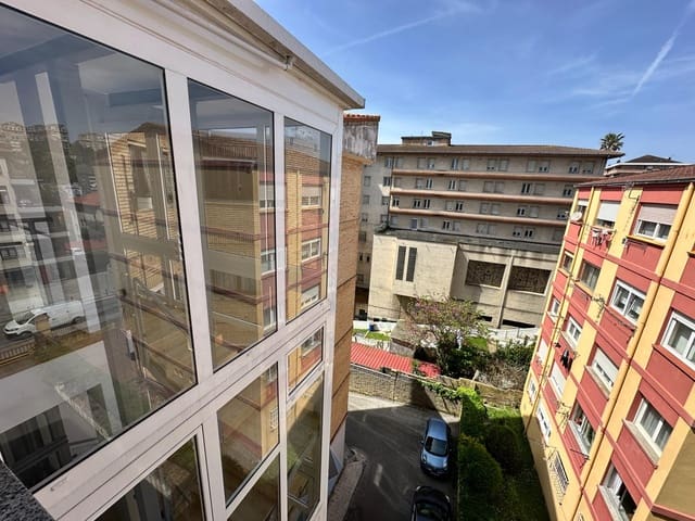 3 sypialnia Mieszkanie na sprzedaż w Santander - 350 000 € (Ref: 9797303)