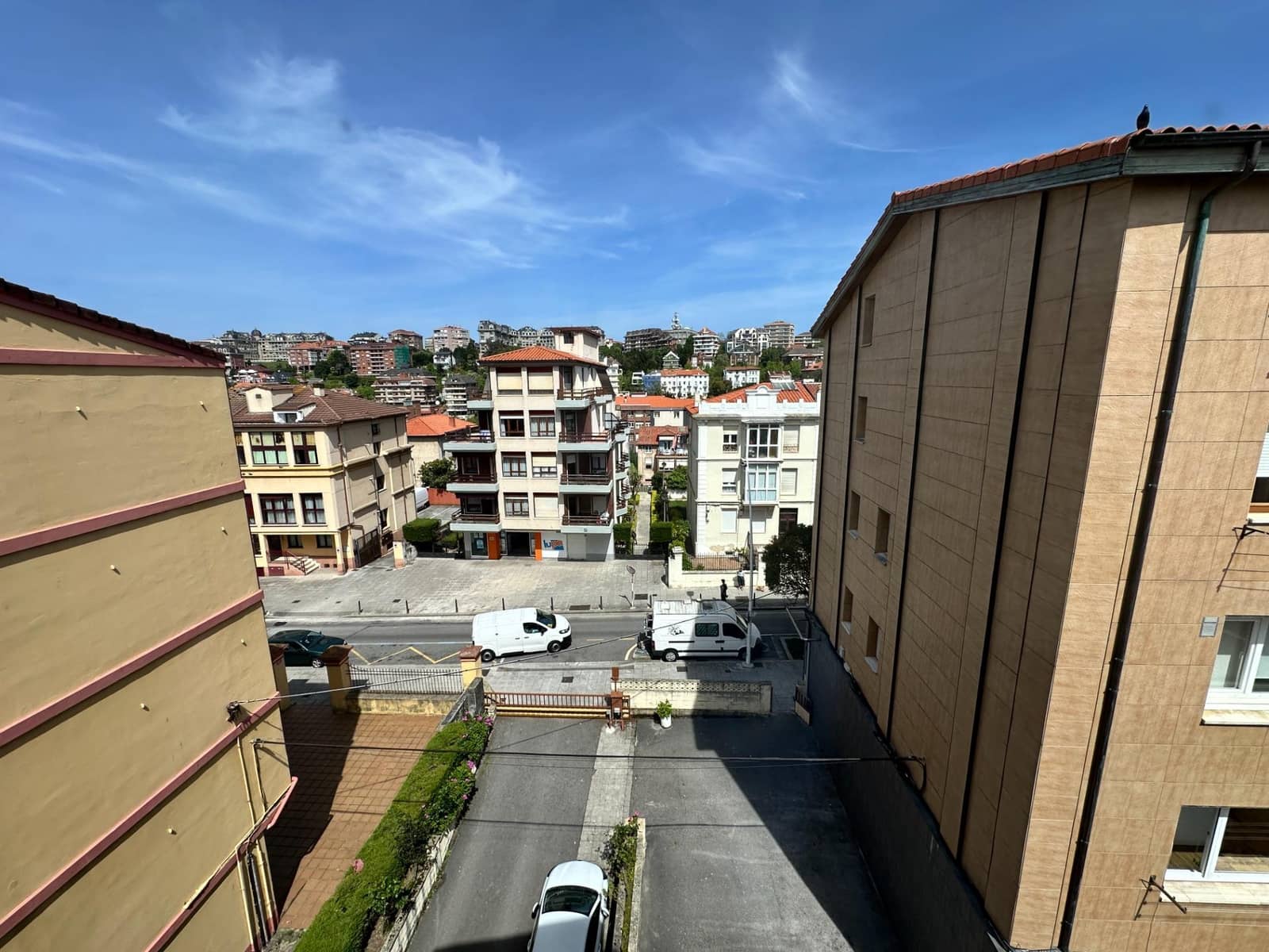 3 sypialnia Mieszkanie na sprzedaż w Santander - 350 000 € (Ref: 9797303)