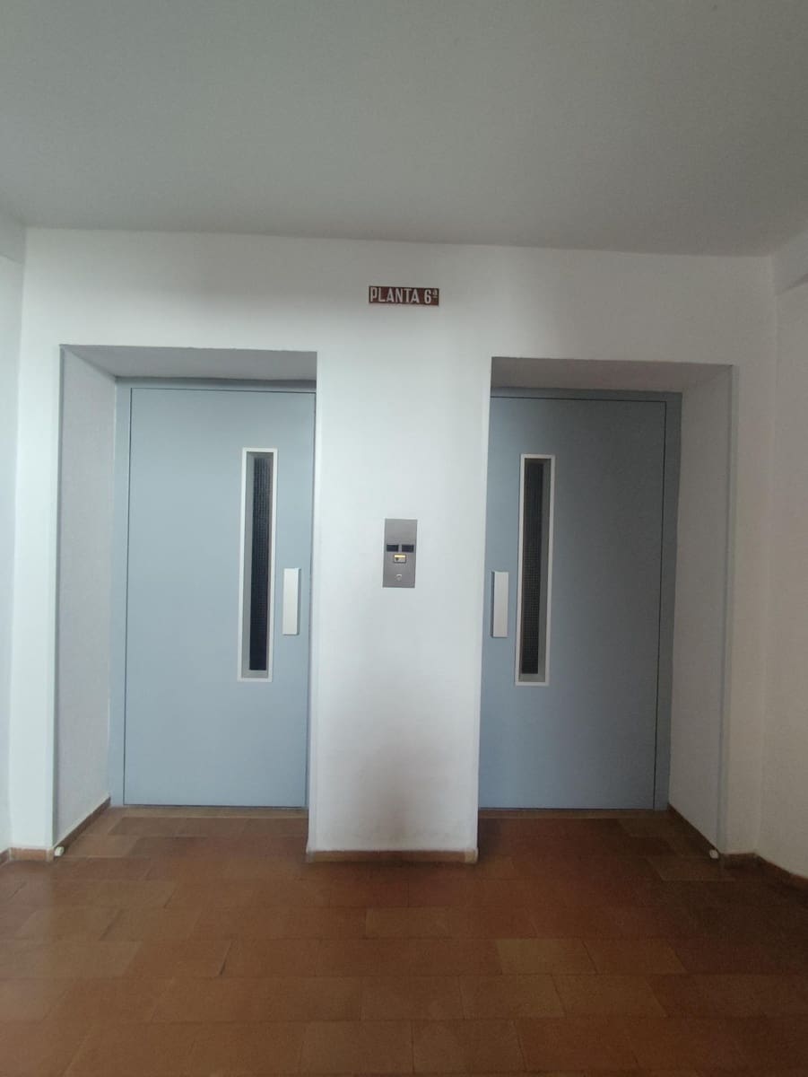 6 soveværelse Lejlighed til salg i Mairena del Aljarafe - € 270.000 (Ref: 9797305)