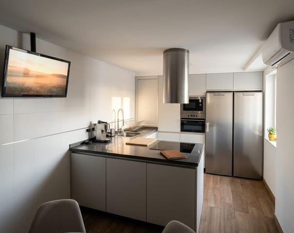 6 soveværelse Lejlighed til salg i Mairena del Aljarafe - € 270.000 (Ref: 9797305)