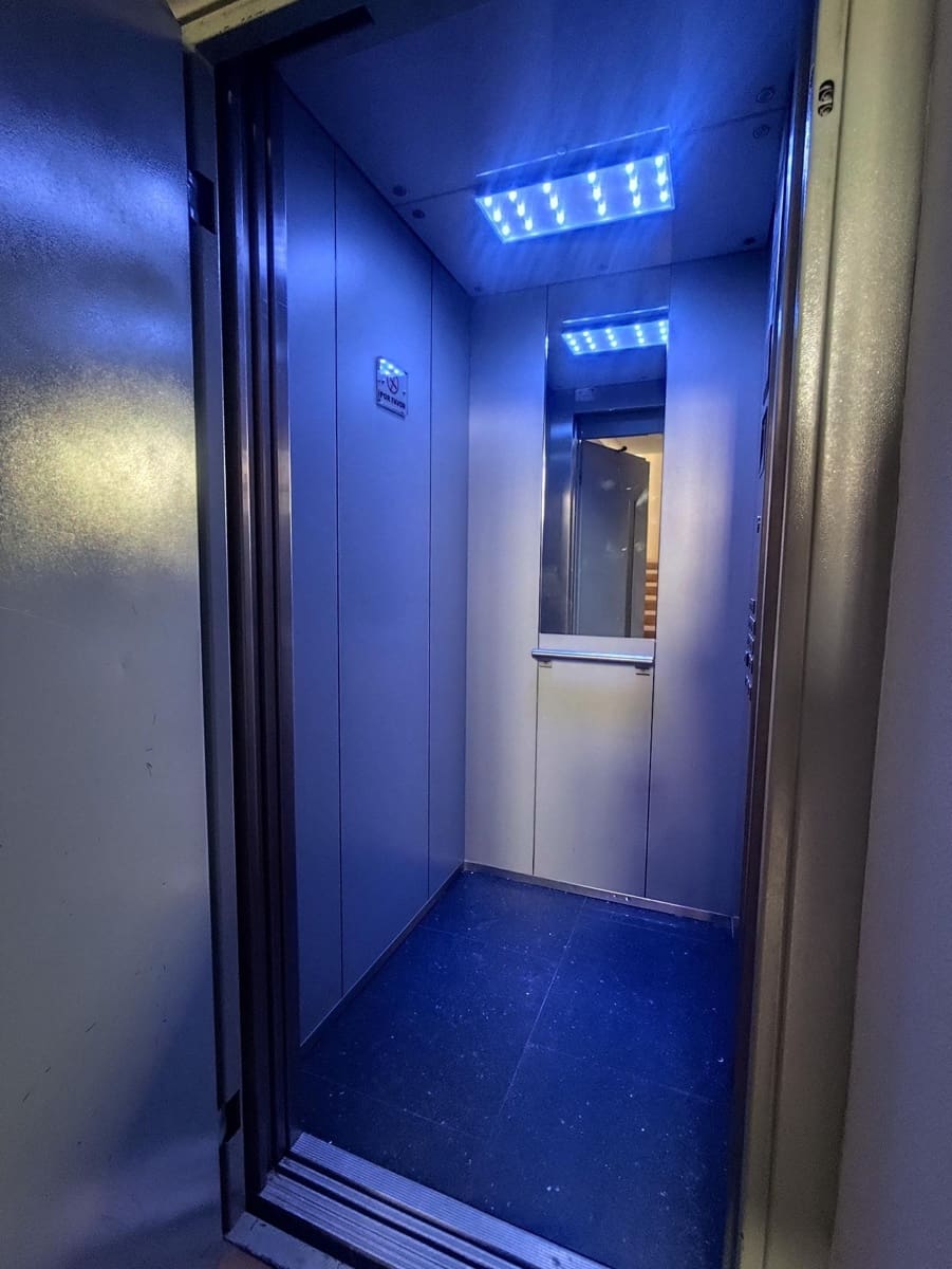 6 soveværelse Lejlighed til salg i Mairena del Aljarafe - € 270.000 (Ref: 9797305)