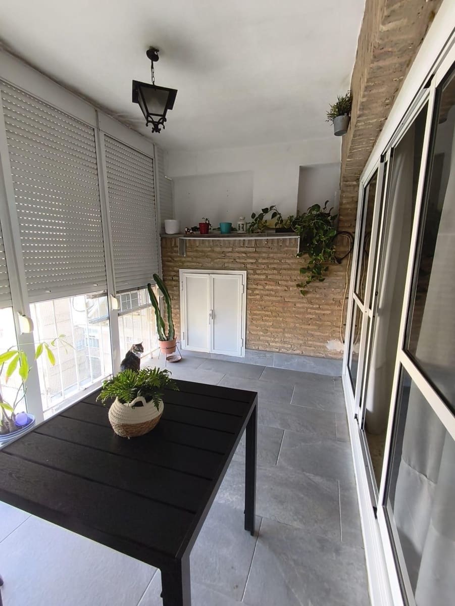 6 soveværelse Lejlighed til salg i Mairena del Aljarafe - € 270.000 (Ref: 9797305)