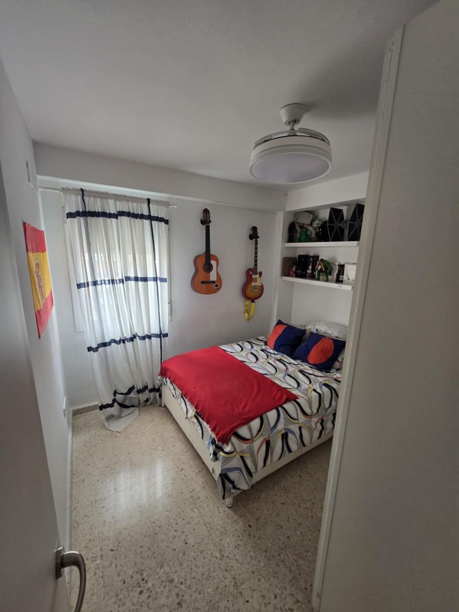 6 soveværelse Lejlighed til salg i Mairena del Aljarafe - € 270.000 (Ref: 9797305)