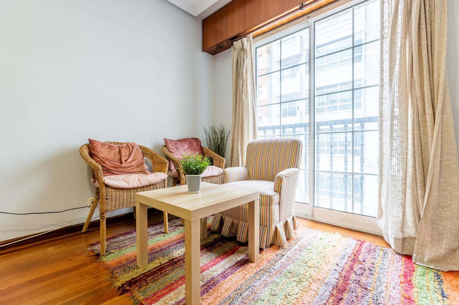 3 soveværelse Lejlighed til salg i A Coruna by - € 459.000 (Ref: 9797307)