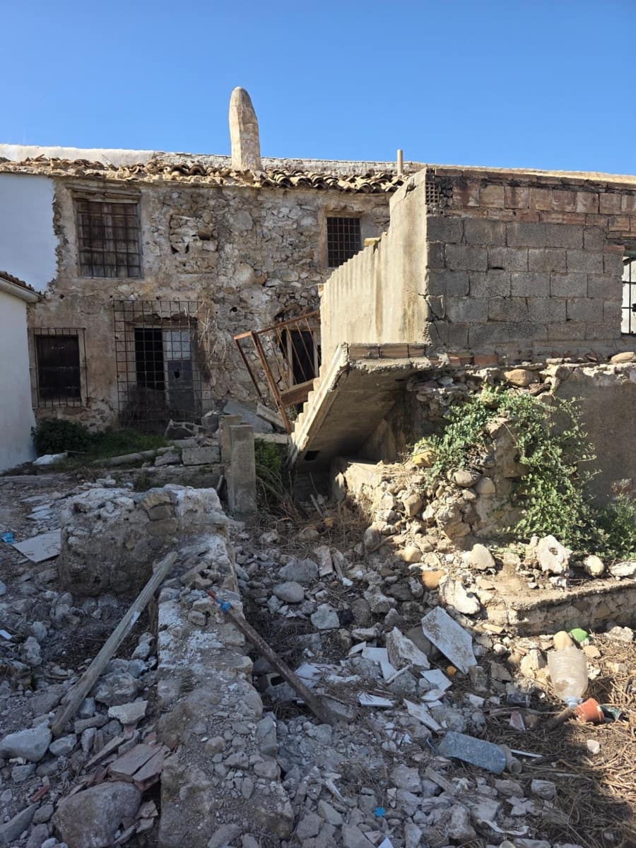 5 quarto Moradia em Banda para venda em Zurgena - 55 000 € (Ref: 9799451)