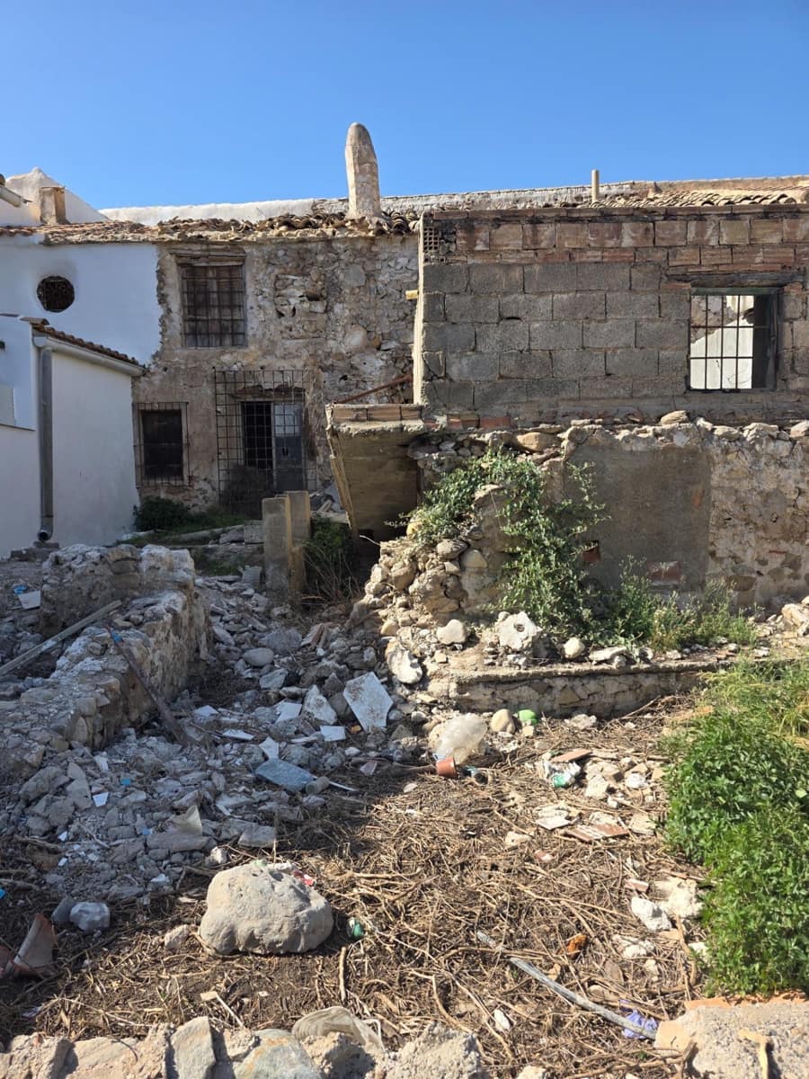 5 quarto Moradia em Banda para venda em Zurgena - 55 000 € (Ref: 9799451)