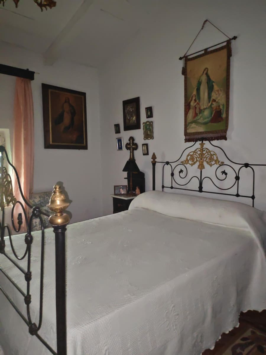 3 bedroom Finca/Country House for sale in Hornachos with garage - € 100,000 (Ref: 9808165)