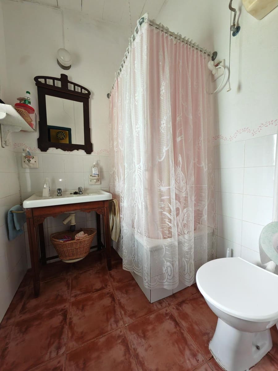 3 bedroom Finca/Country House for sale in Hornachos with garage - € 100,000 (Ref: 9808165)