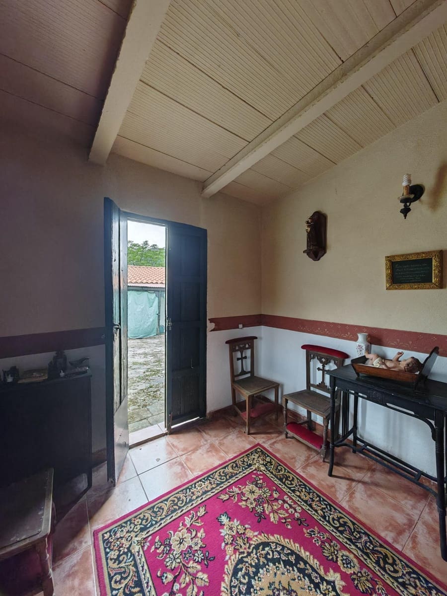 3 bedroom Finca/Country House for sale in Hornachos with garage - € 100,000 (Ref: 9808165)