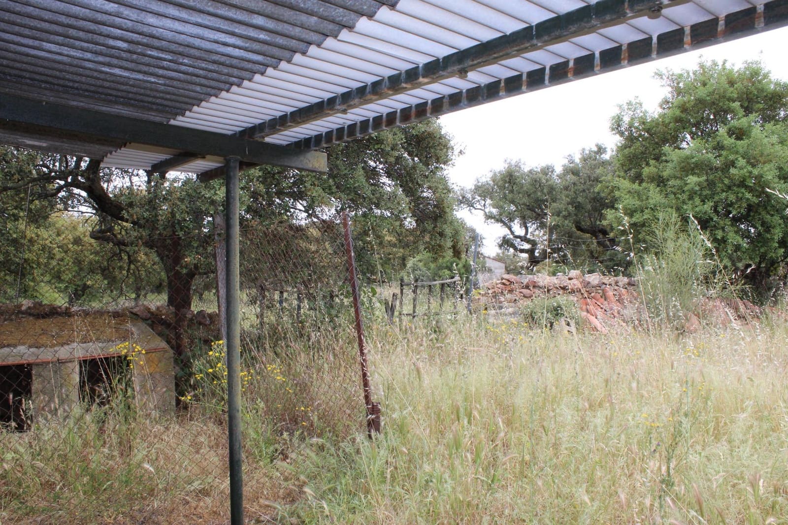 3 bedroom Finca/Country House for sale in Hornachos with garage - € 100,000 (Ref: 9808165)