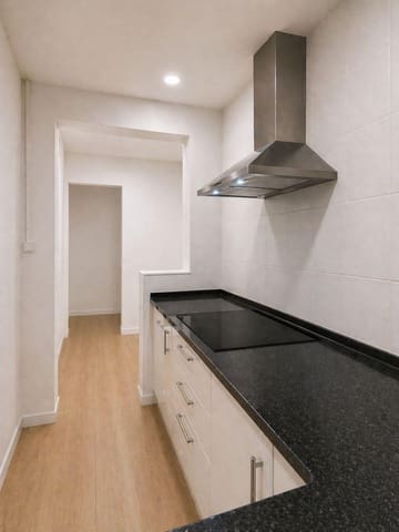 3 bedroom Flat for sale in Badalona - € 228,000 (Ref: 9818041)