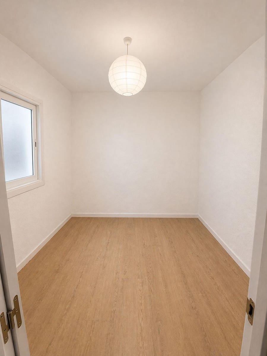 3 bedroom Flat for sale in Badalona - € 228,000 (Ref: 9818041)