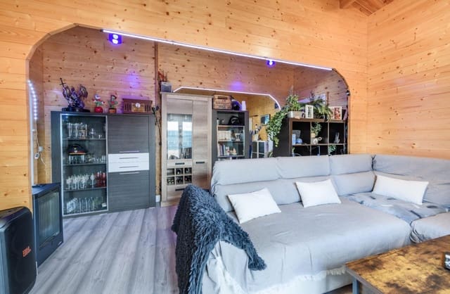 3 Zimmer Villa zu verkaufen in Matarrubia mit Garage - 270.000 € (Ref: 9818042)