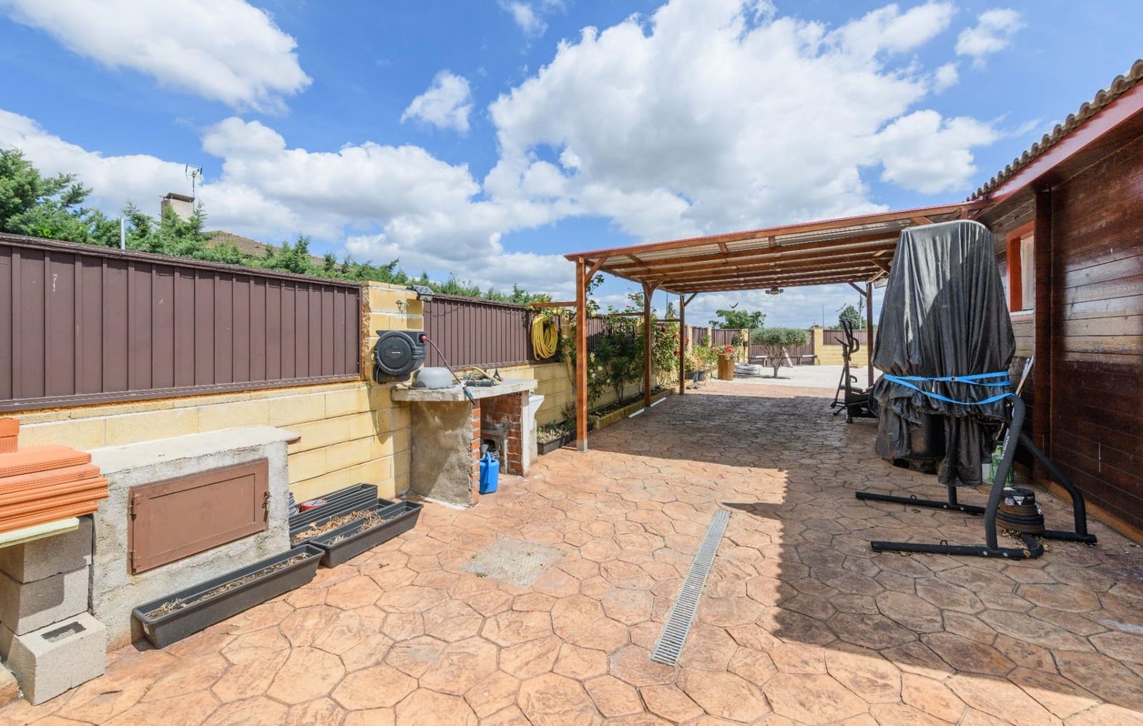 3 Zimmer Villa zu verkaufen in Matarrubia mit Garage - 270.000 € (Ref: 9818042)