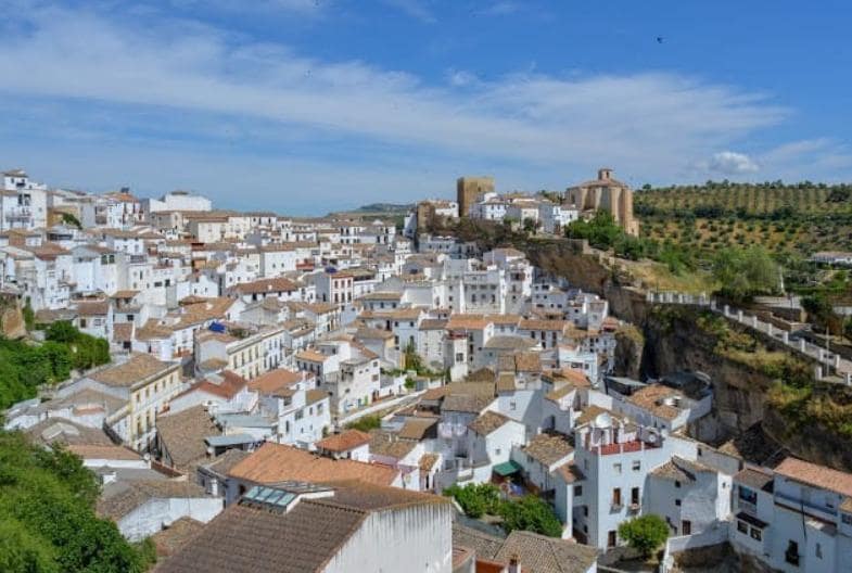 2 Zimmer Villa zu verkaufen in Setenil de las Bodegas - 430.000 € (Ref: 9818044)