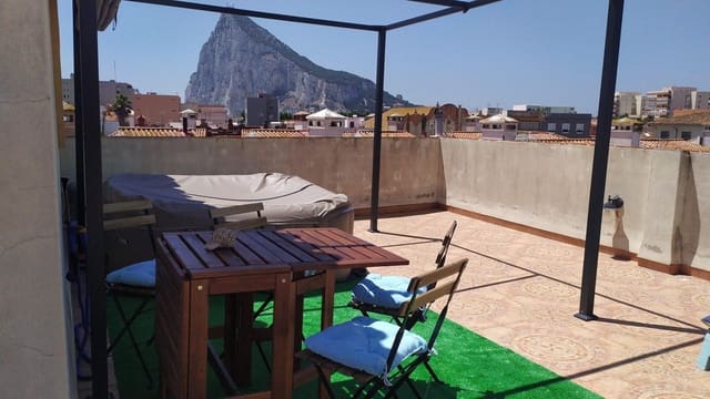 5 soveværelse Villa til salg i Cádiz by med swimmingpool garage - € 453.310 (Ref: 9818045)