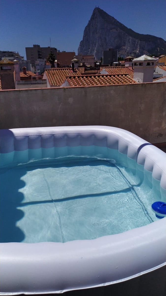 5 soveværelse Villa til salg i Cadiz by med swimmingpool garage - € 453.310 (Ref: 9818045)
