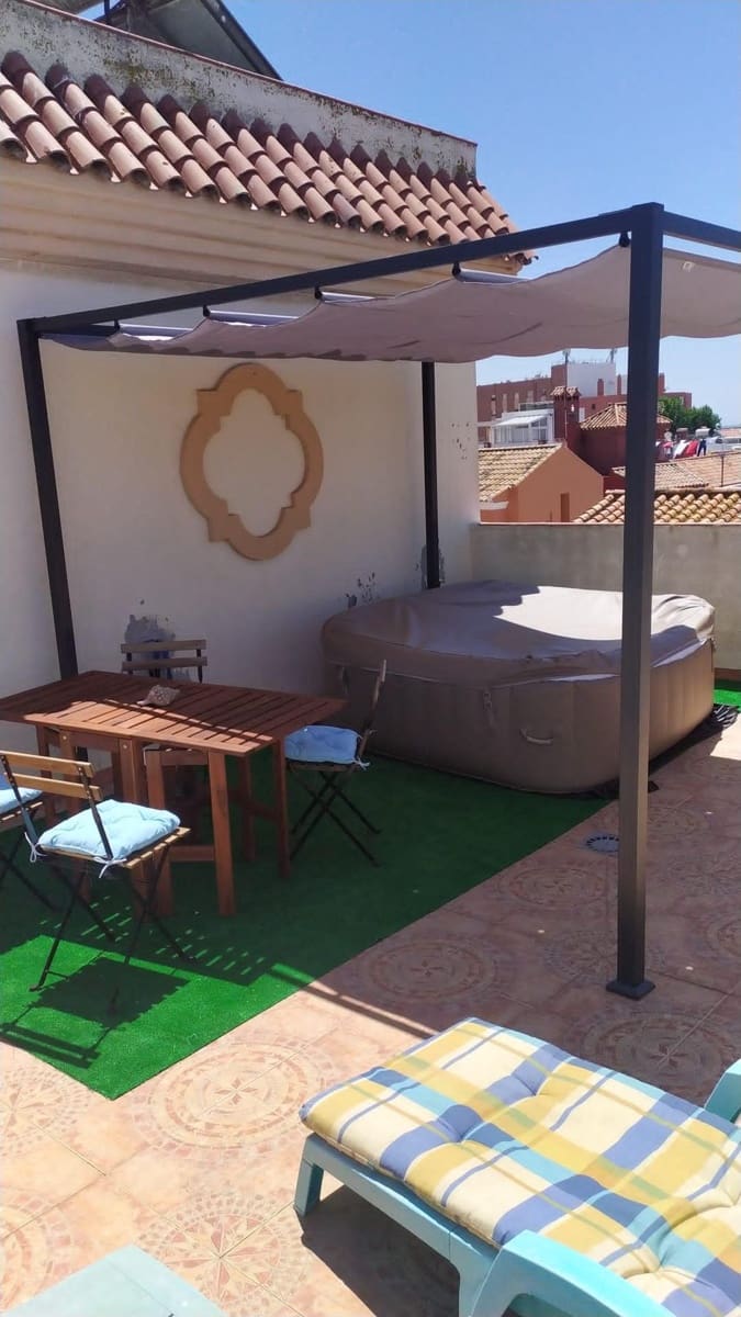 5 soveværelse Villa til salg i Cadiz by med swimmingpool garage - € 453.310 (Ref: 9818045)