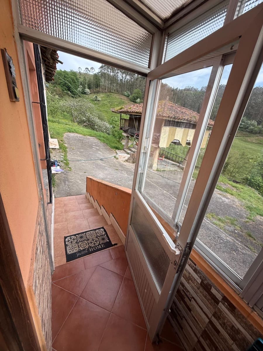 2 bedroom Finca/Country House for sale in Llanera with garage - € 160,000 (Ref: 9818046)