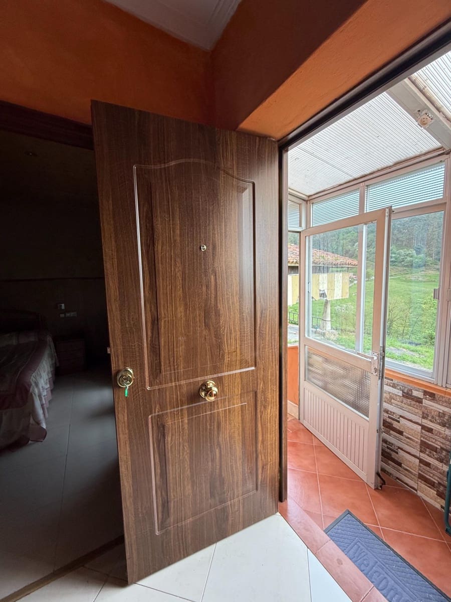2 bedroom Finca/Country House for sale in Llanera with garage - € 160,000 (Ref: 9818046)