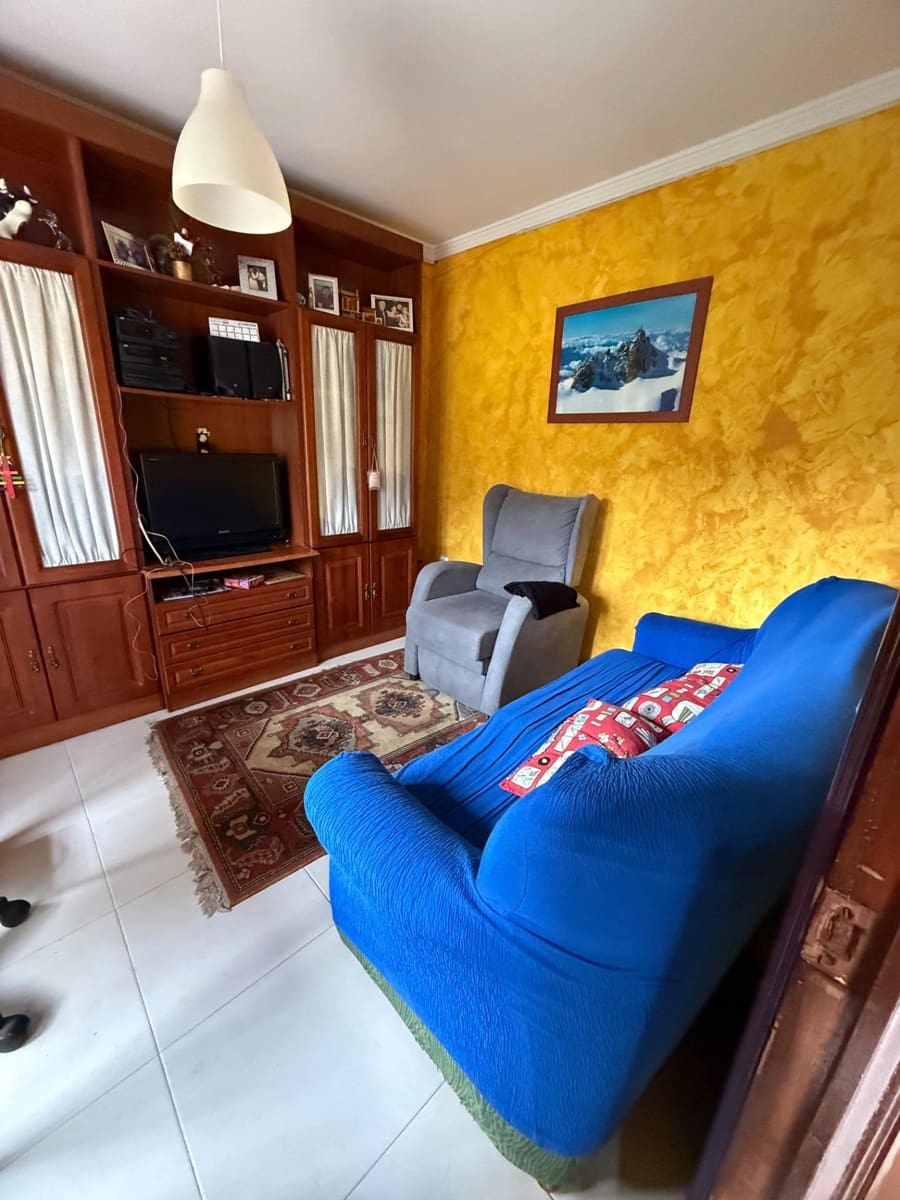 2 bedroom Finca/Country House for sale in Llanera with garage - € 160,000 (Ref: 9818046)