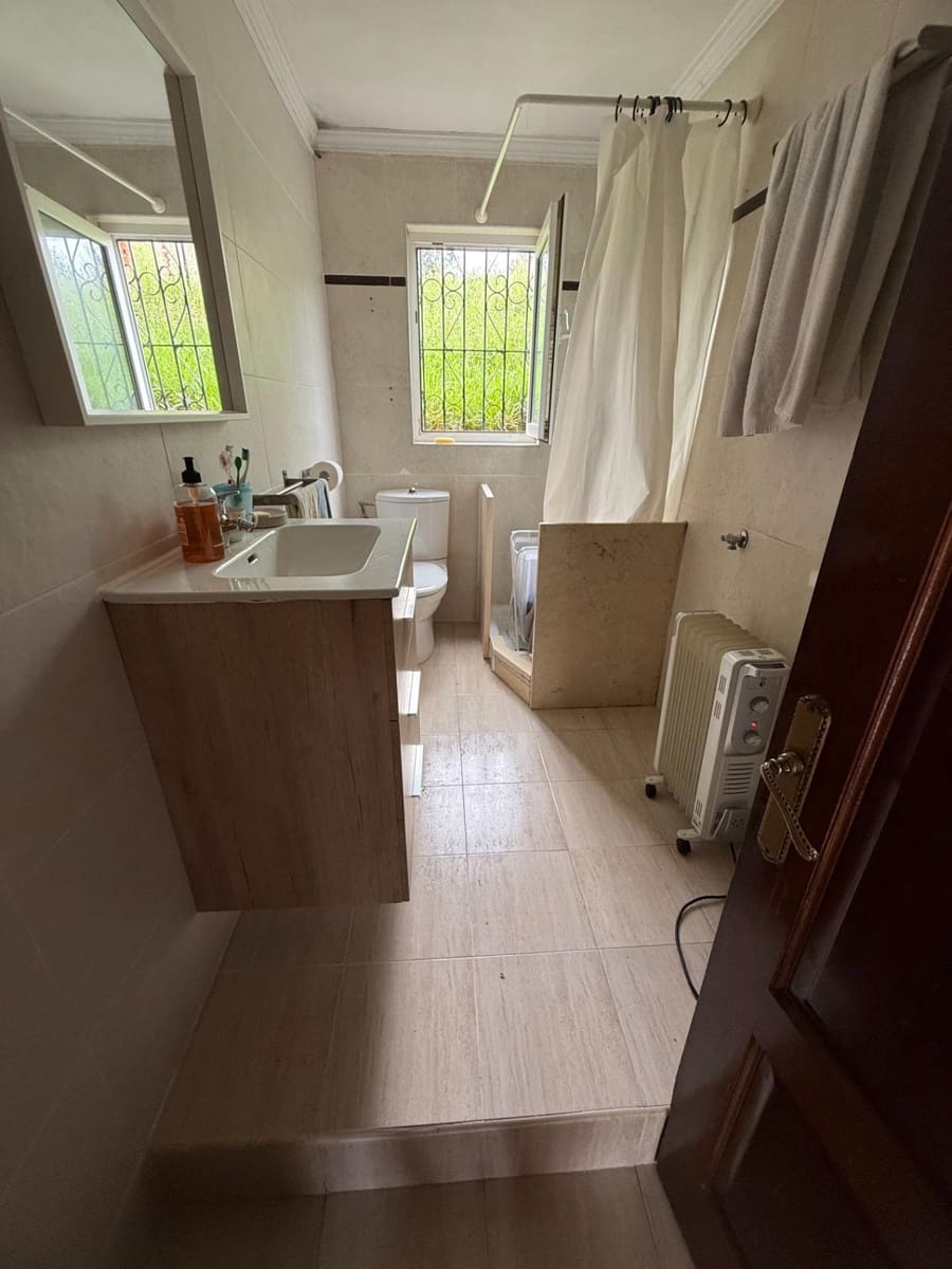 2 bedroom Finca/Country House for sale in Llanera with garage - € 160,000 (Ref: 9818046)