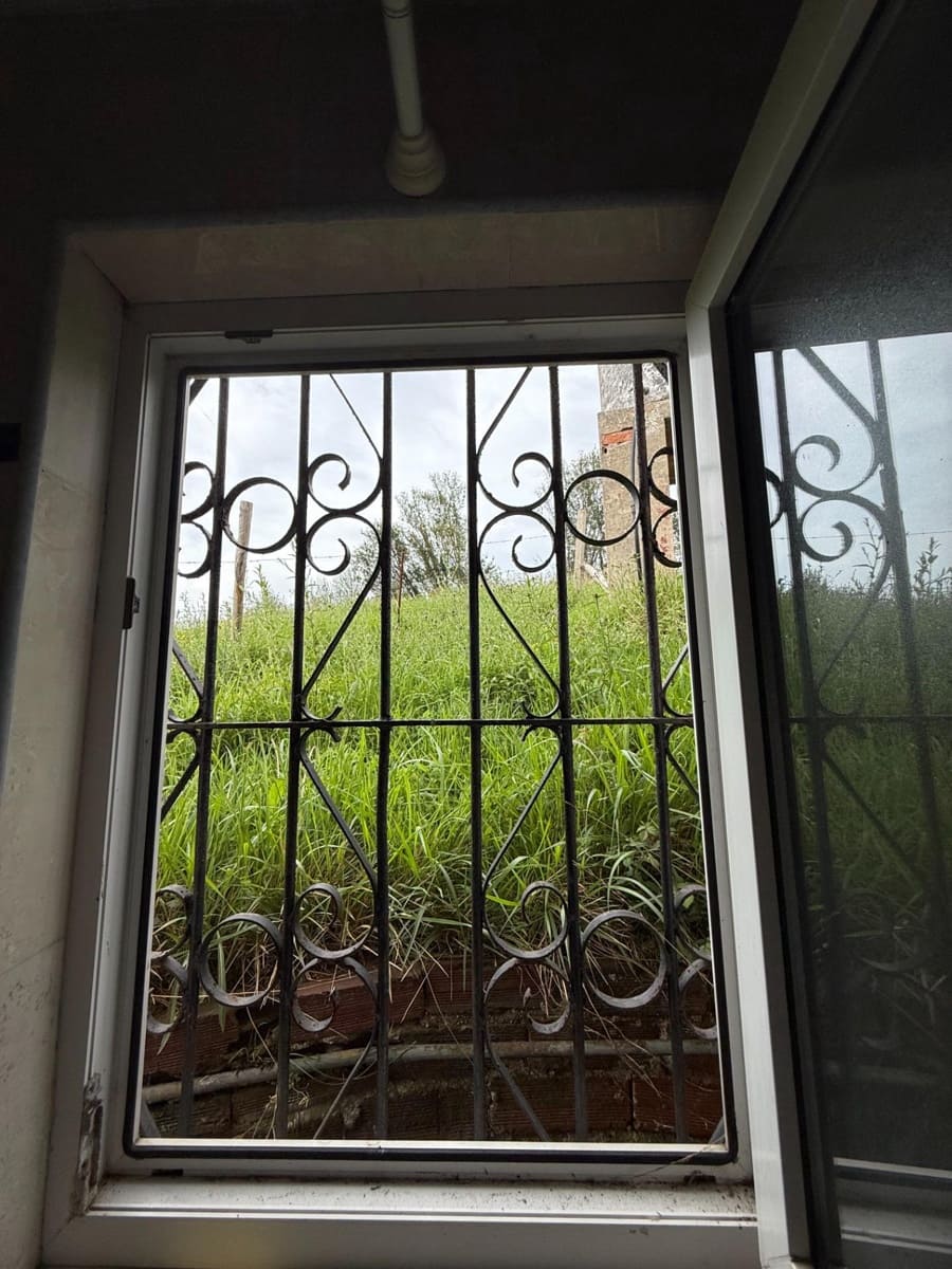 2 bedroom Finca/Country House for sale in Llanera with garage - € 160,000 (Ref: 9818046)