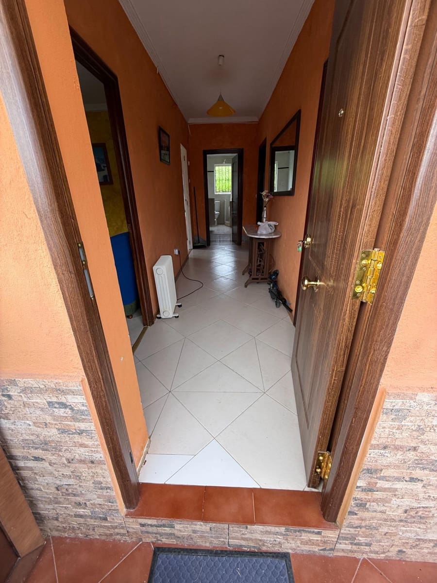2 bedroom Finca/Country House for sale in Llanera with garage - € 160,000 (Ref: 9818046)