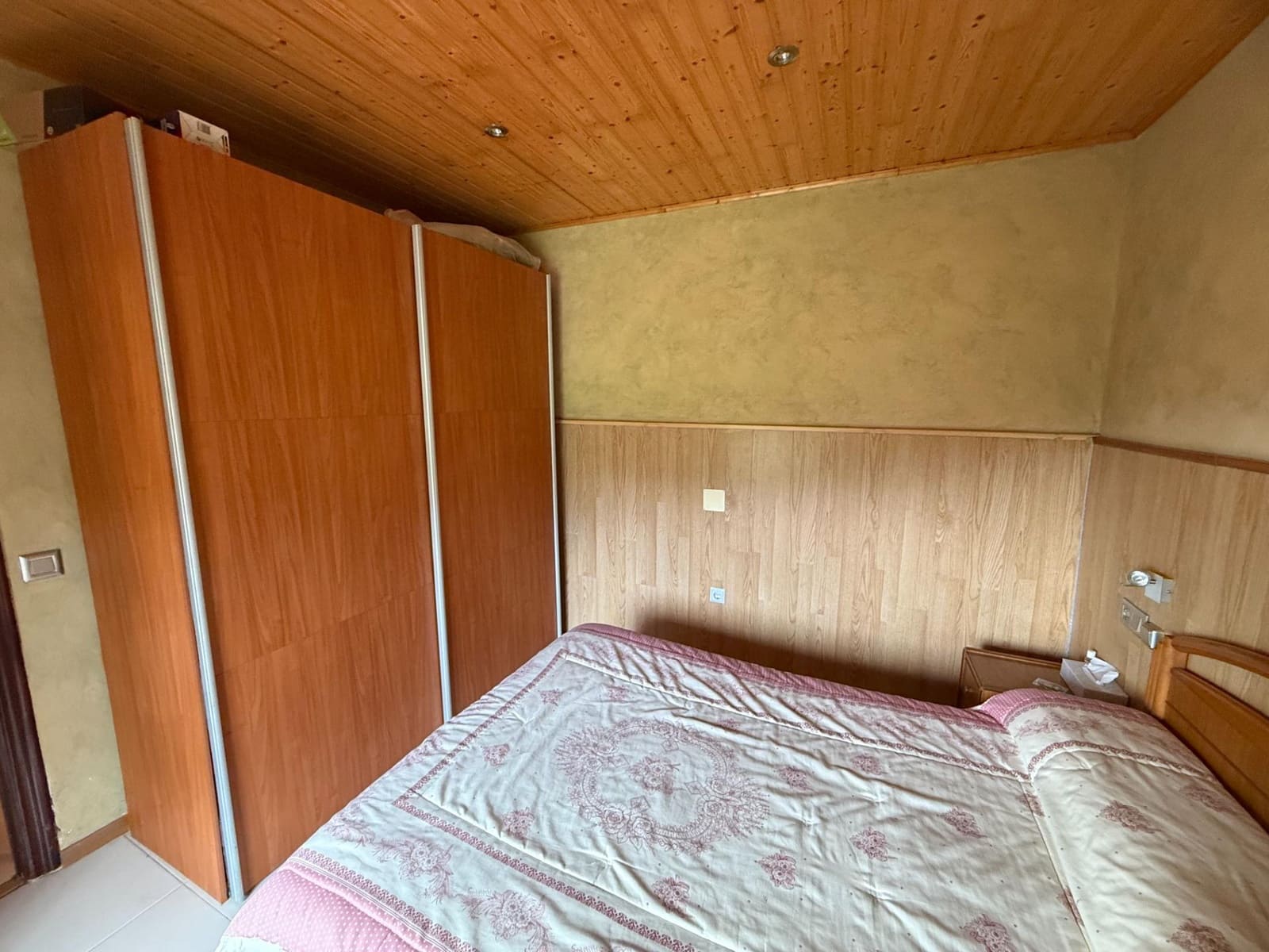 2 bedroom Finca/Country House for sale in Llanera with garage - € 160,000 (Ref: 9818046)