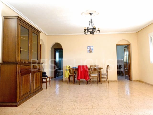 3 soveværelse Finca/Landehus til salg i Mula med swimmingpool garage - € 241.000 (Ref: 9818047)