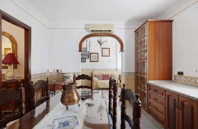 5 soveværelse Rækkehus til salg i Paterna de Rivera - € 390.000 (Ref: 9820375)