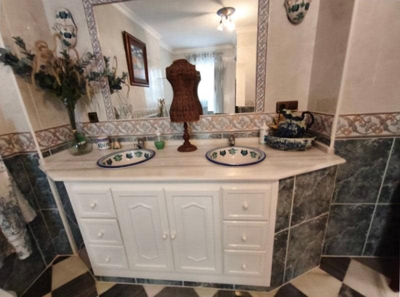 5 soveværelse Rækkehus til salg i Paterna de Rivera - € 390.000 (Ref: 9820375)