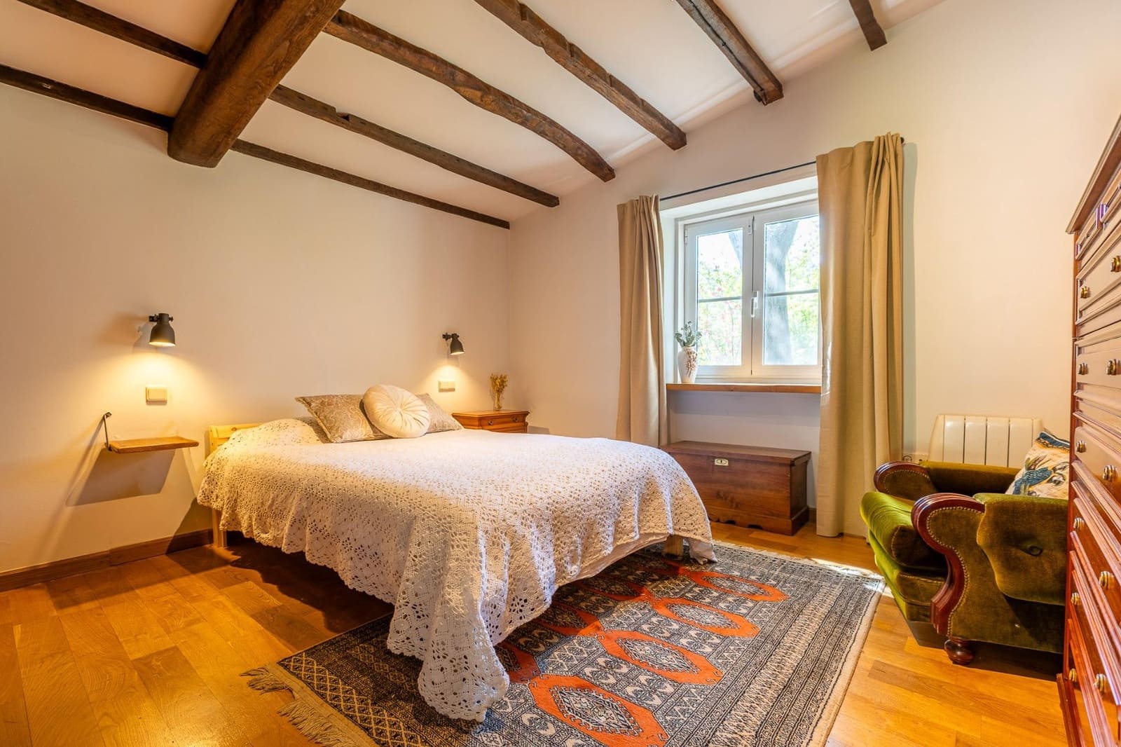 3 soveværelse Villa til salg i Oza-Cesuras med swimmingpool garage - € 1.350.000 (Ref: 9820377)
