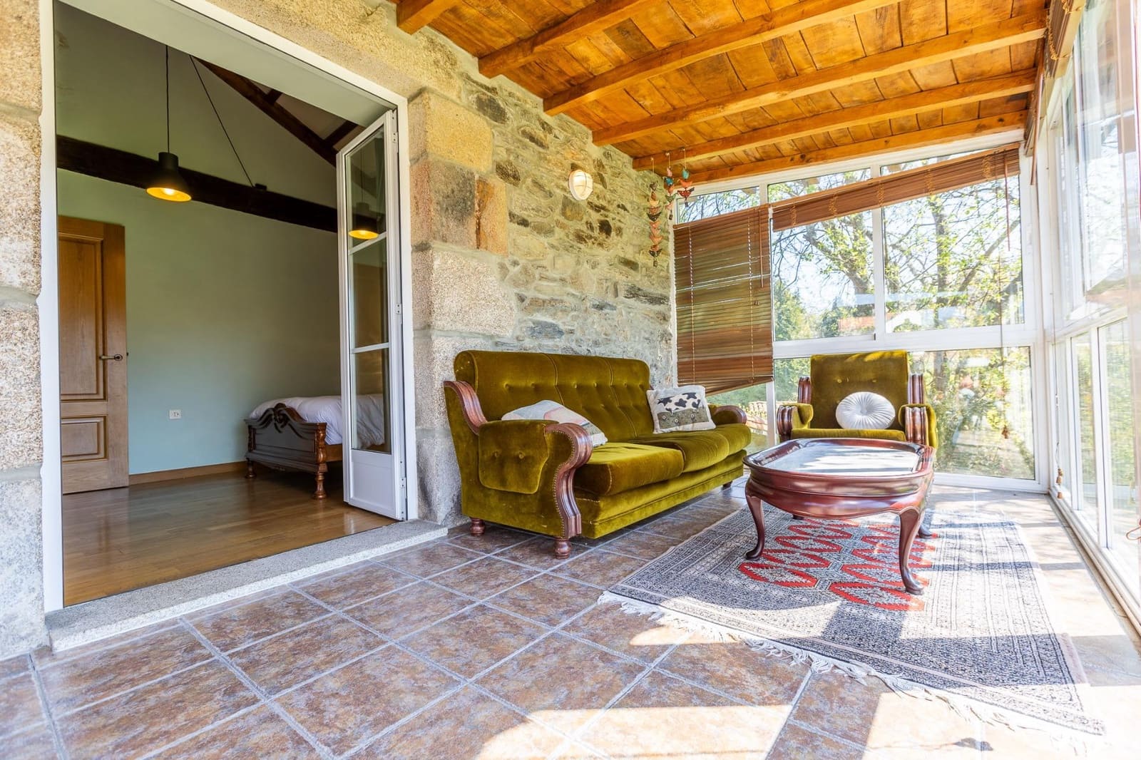 3 soveværelse Villa til salg i Oza-Cesuras med swimmingpool garage - € 1.350.000 (Ref: 9820377)