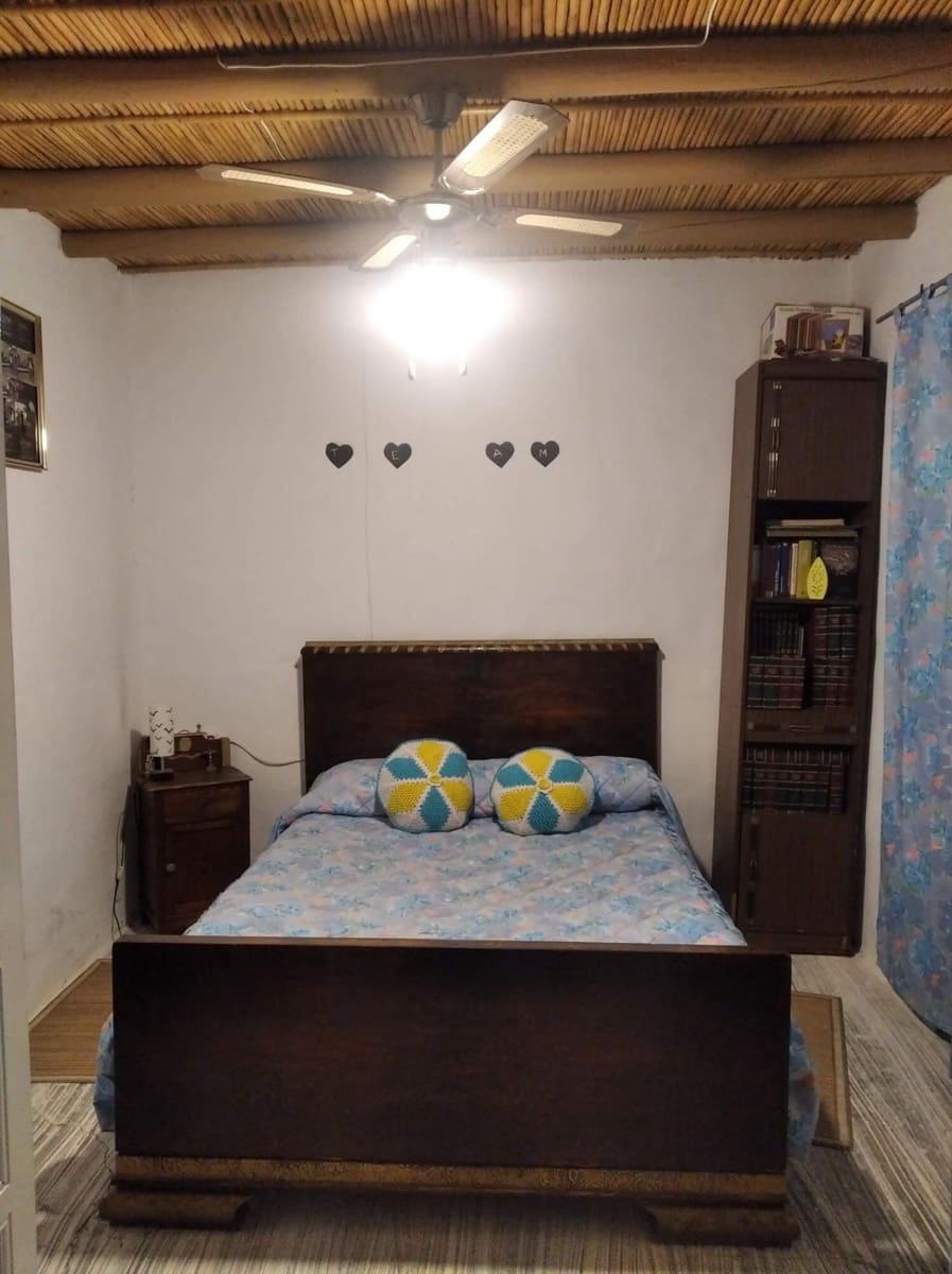 4 bedroom Townhouse for sale in Badajoz city - € 80,000 (Ref: 9820378)