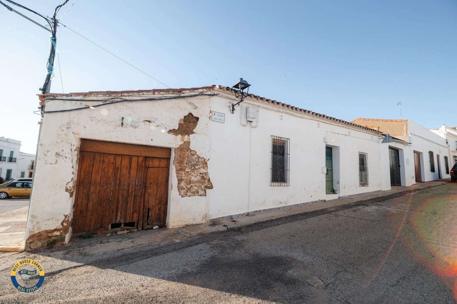 4 bedroom Townhouse for sale in Badajoz city - € 65,000 (Ref: 9820378)