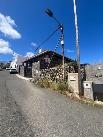 4 Zimmer Villa zu verkaufen in Moya mit Garage - 900.000 € (Ref: 9822758)