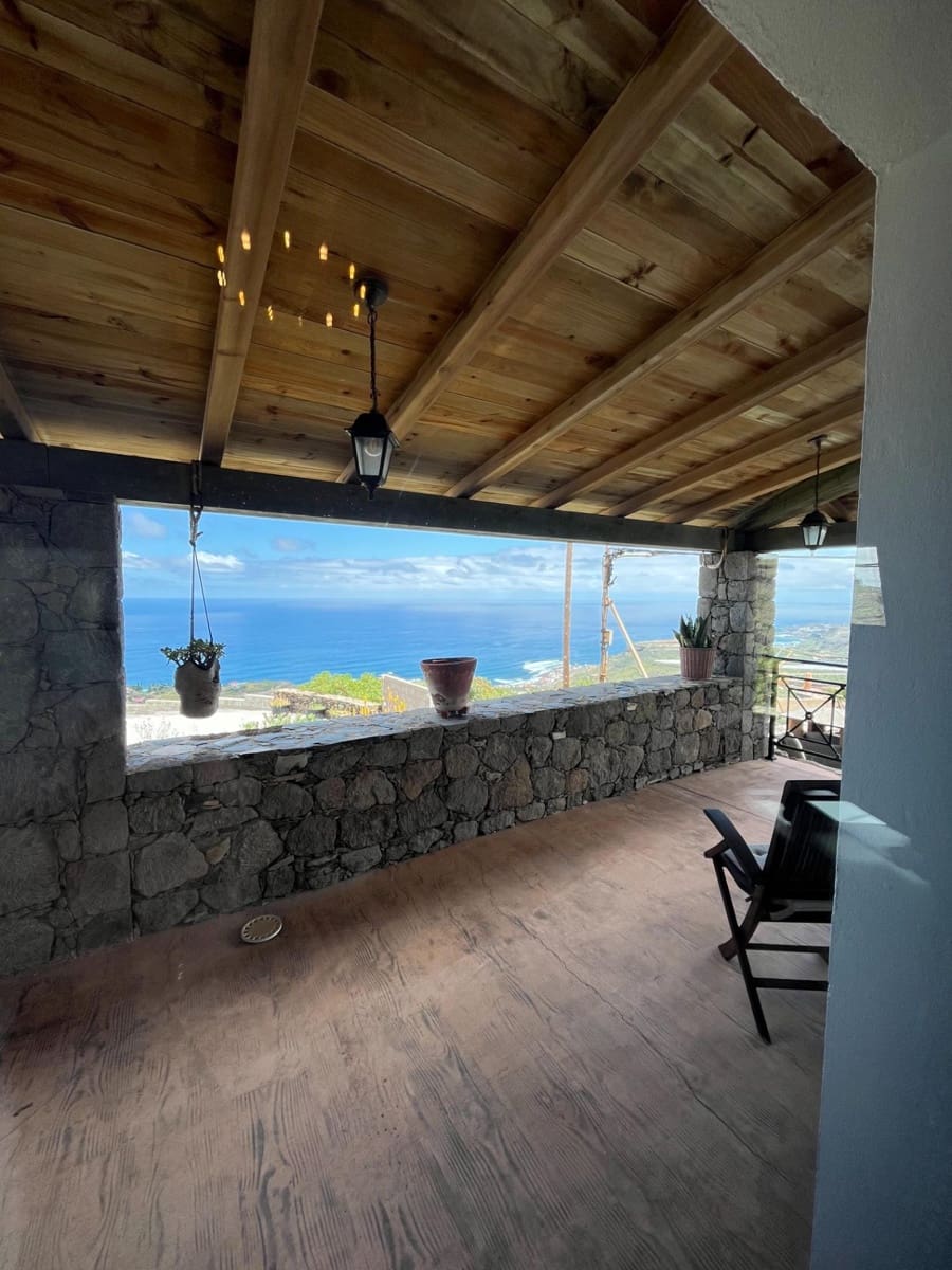 4 Zimmer Villa zu verkaufen in Moya mit Garage - 900.000 € (Ref: 9822758)