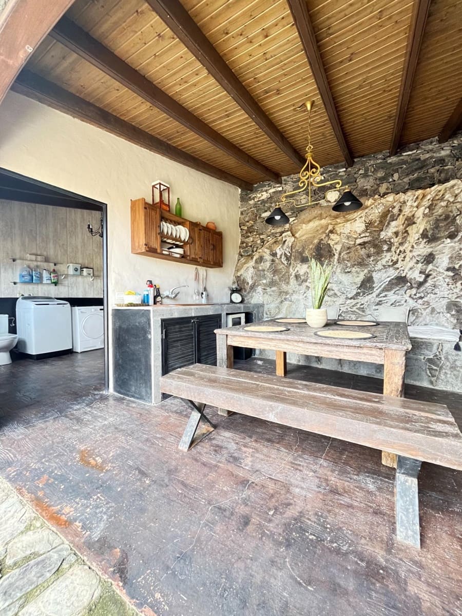 4 Zimmer Villa zu verkaufen in Moya mit Garage - 900.000 € (Ref: 9822758)