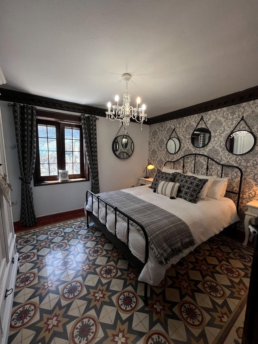4 Zimmer Villa zu verkaufen in Moya mit Garage - 900.000 € (Ref: 9822758)