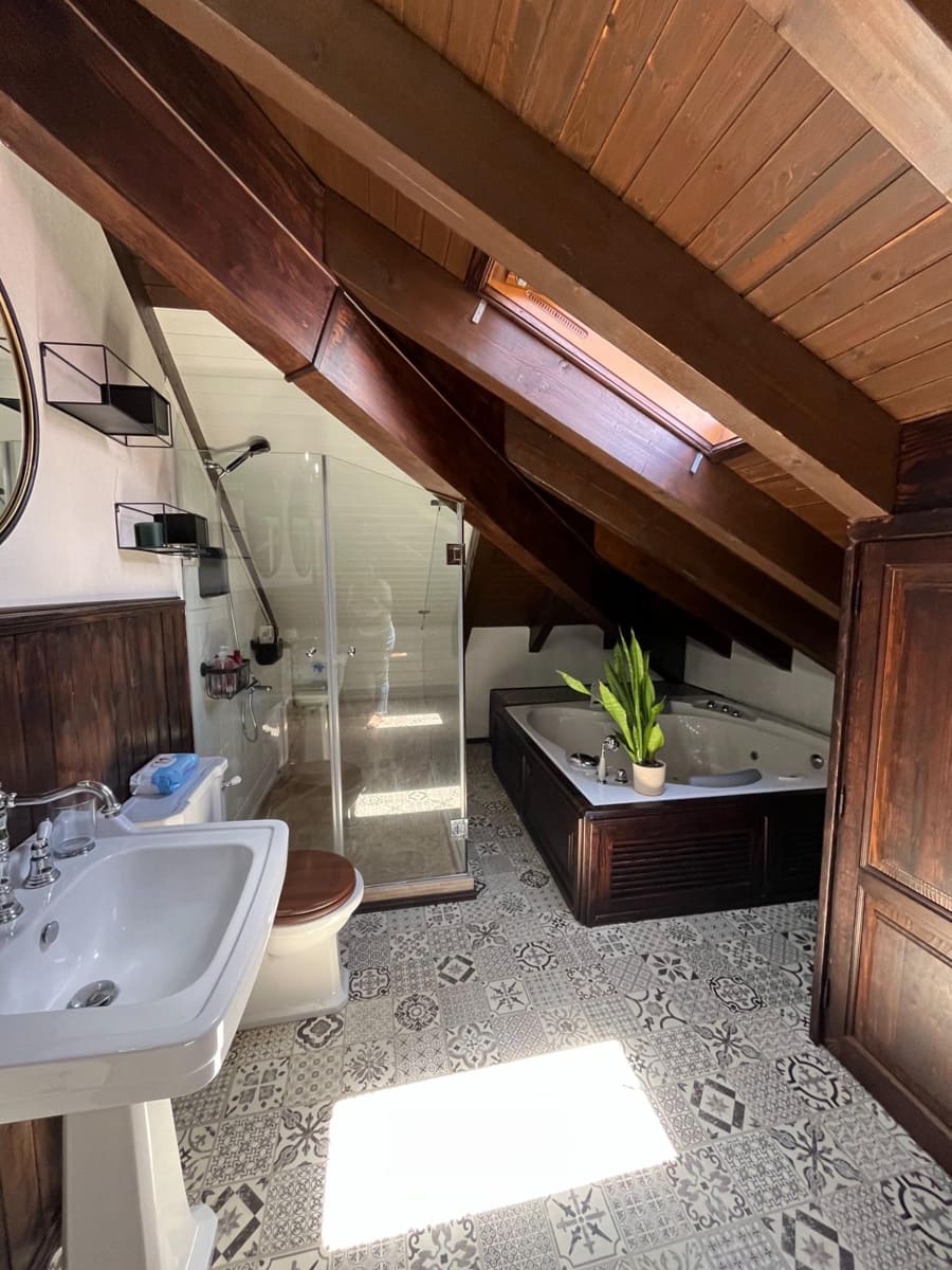 4 Zimmer Villa zu verkaufen in Moya mit Garage - 900.000 € (Ref: 9822758)