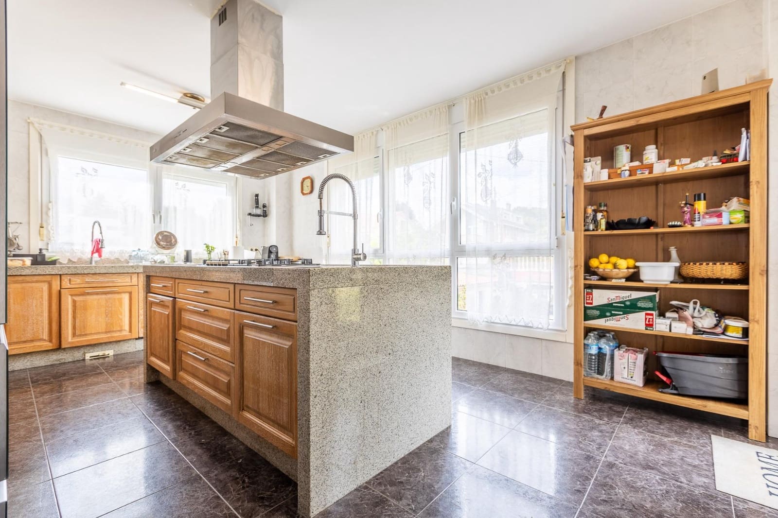 4 soverom Villa til salgs i Sada med svømmebasseng garasje - € 685 000 (Ref: 9825014)