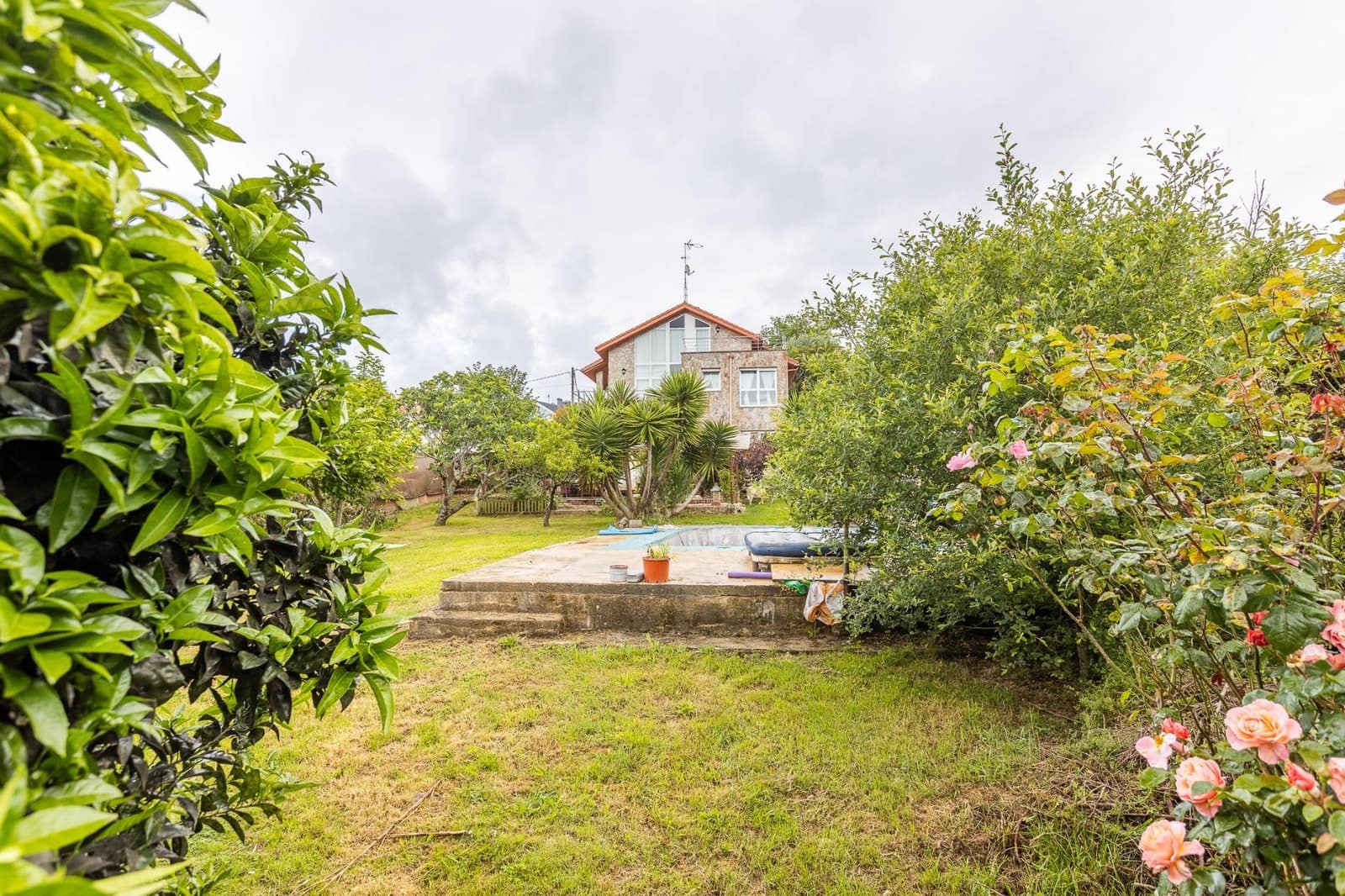 4 soverom Villa til salgs i Sada med svømmebasseng garasje - € 685 000 (Ref: 9825014)