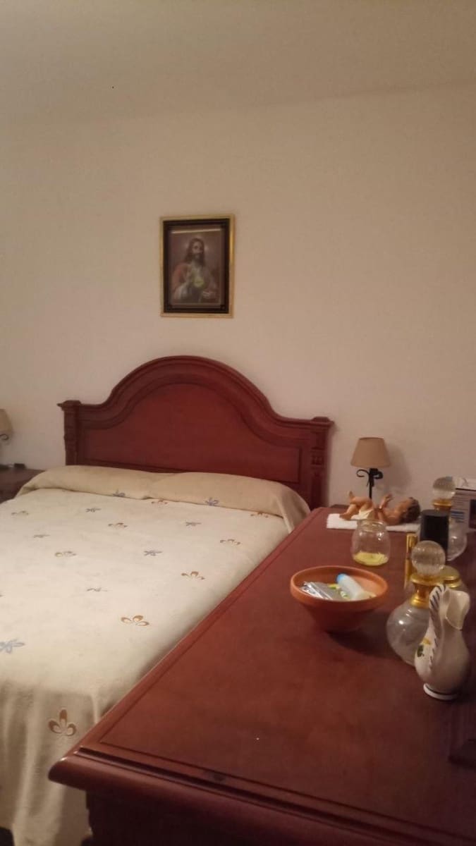3 bedroom Villa for sale in La Linea de la Concepcion with pool garage - € 410,000 (Ref: 9829357)