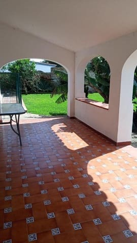 3 sovrum Villa till salu i La Línea de la Concepción med pool garage - 410 000 € (Ref: 9829357)