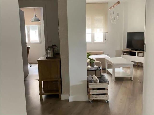 4 sypialnia Mieszkanie na sprzedaż w Miasto Jaén - 250 000 € (Ref: 9829358)