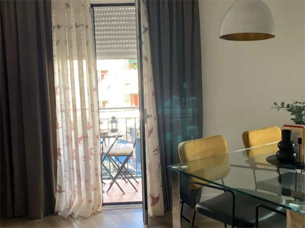 4 bedroom Flat for sale in Jaen city - € 250,000 (Ref: 9829358)