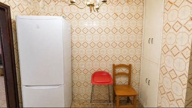 3 bedroom Flat for sale in Las Palmas de Gran Canaria - € 96,500 (Ref: 9831705)