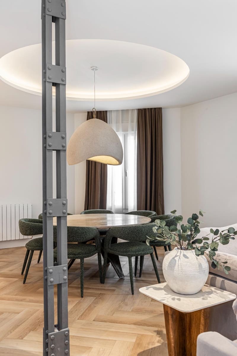 3 bedroom Flat for sale in Madrid city with garage - € 1,890,000 (Ref: 9831707)